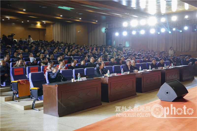 YAO_2863.JPG 原来名称也丢了