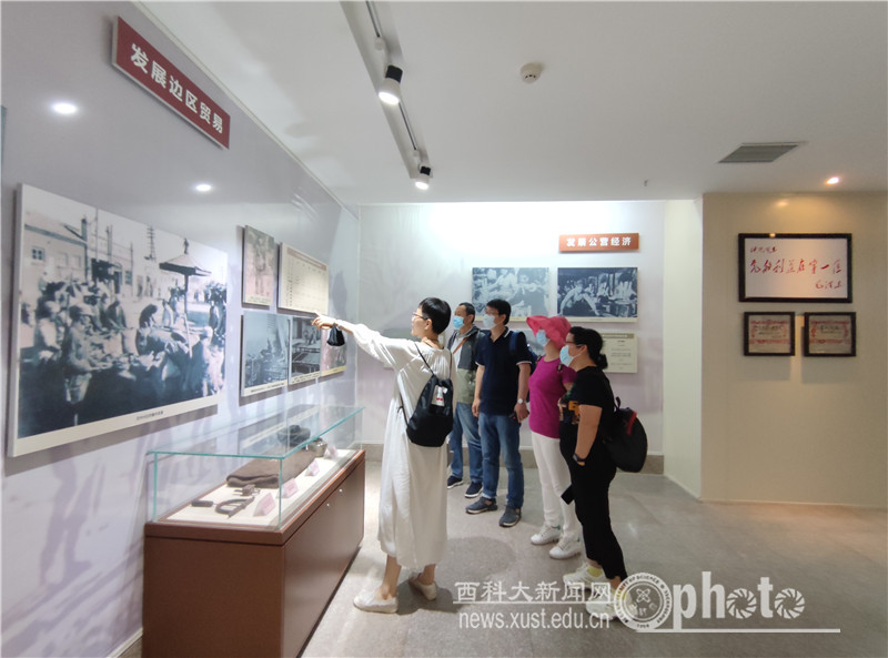 3 马栏革命旧址参观.jpg