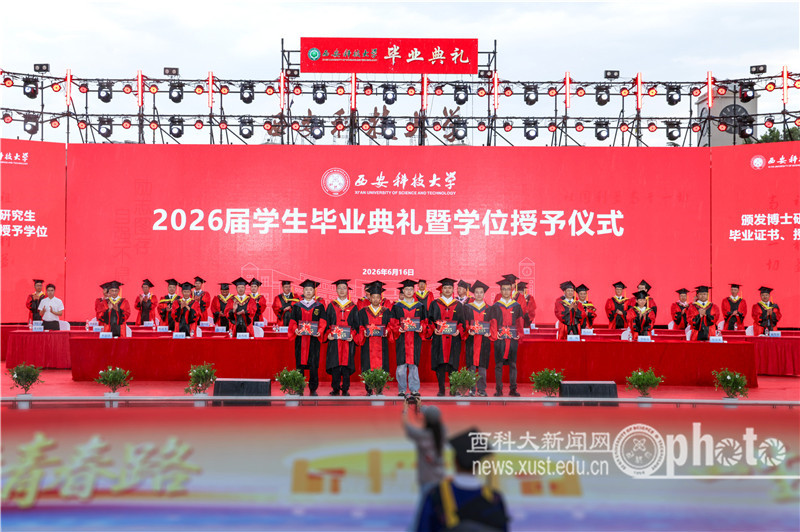 YAO_3653.JPG YAO_3653.JPG